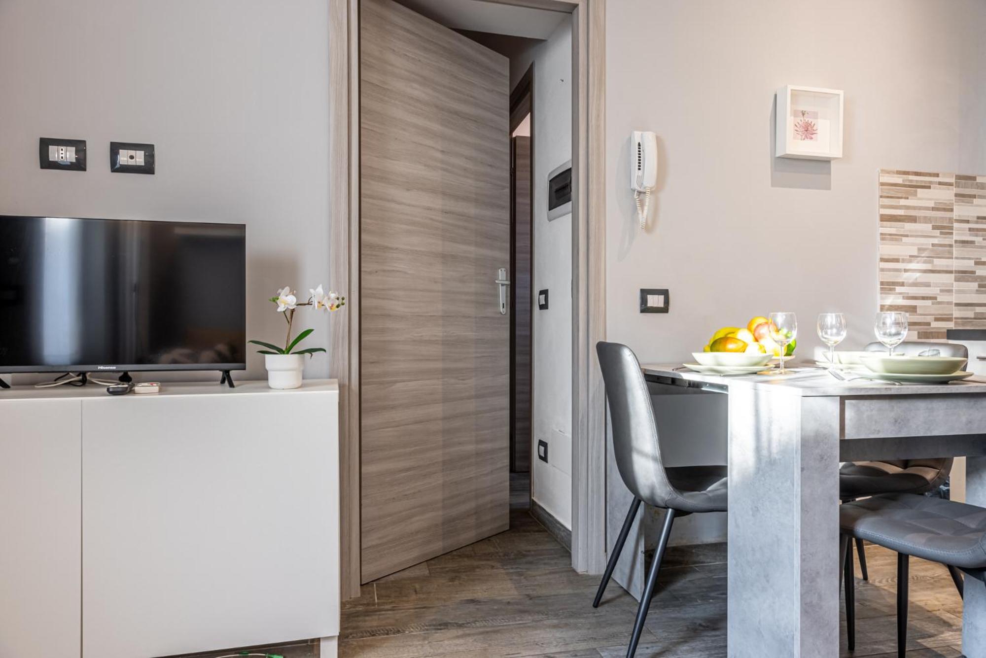 Santa Giulia - 15min Duomo-linate Appartement Milaan