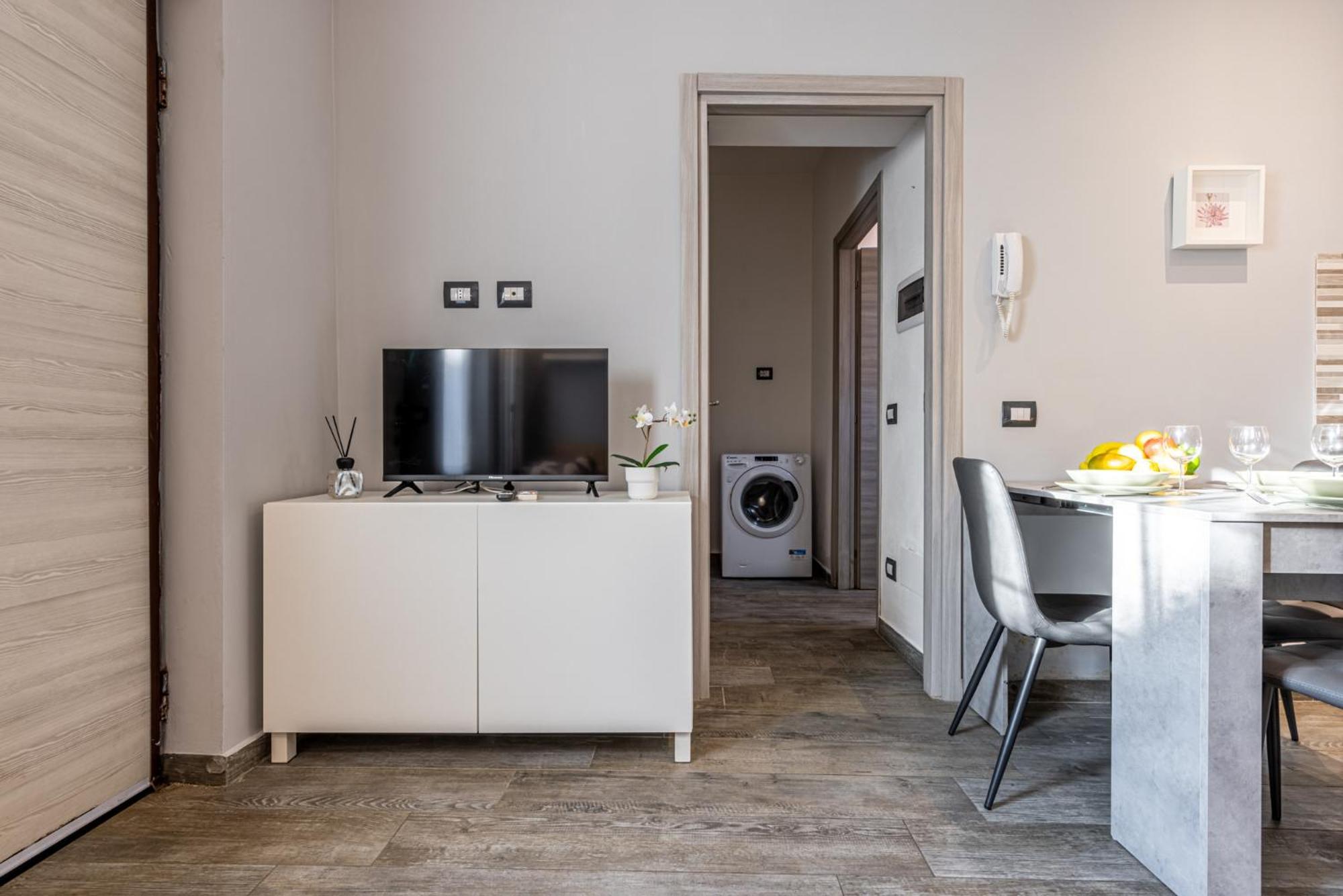 Santa Giulia - 15min Duomo-linate Apartamento Milán